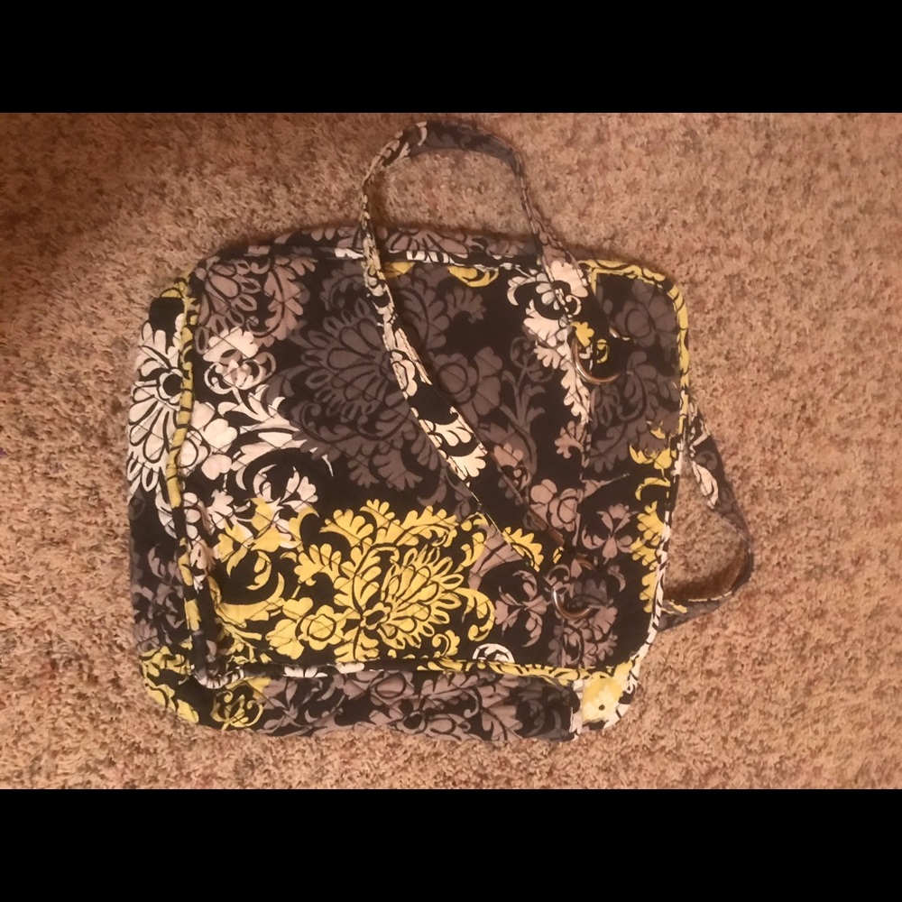 Vera Bradley shoulder bag with pockets - Picture 2 of 3